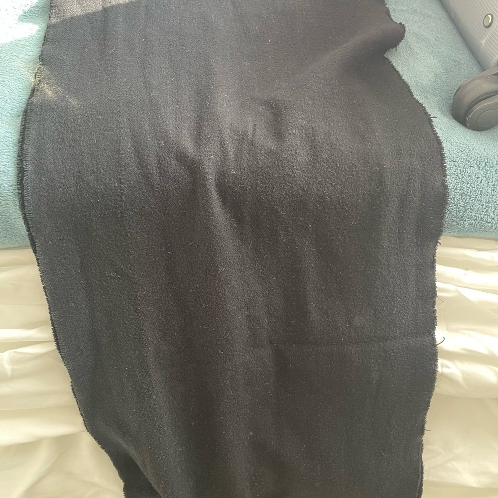 Black scarf, unisex. Used but clean.
